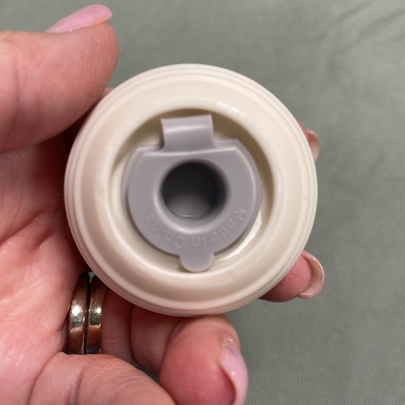 BABY TOOLS: SAFETY NAIL CLIPPER, BABY BUM PADDLE, NASAL ASPIRATOR & BUTT PASTE - Picture 4 of 8